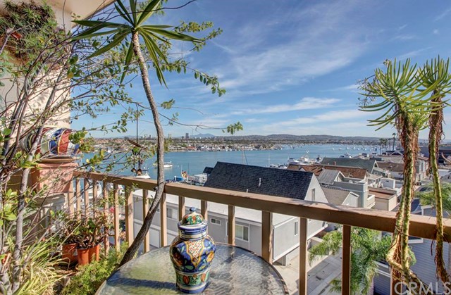 310 Fernando Street, Newport Beach, CA 92661