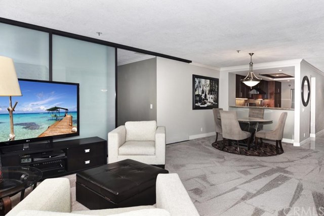 950 Cagney Lane, Newport Beach, CA 92663