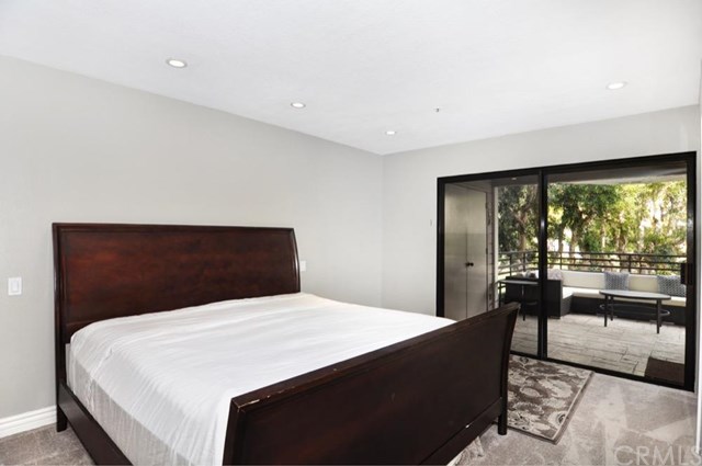 950 Cagney Lane, Newport Beach, CA 92663