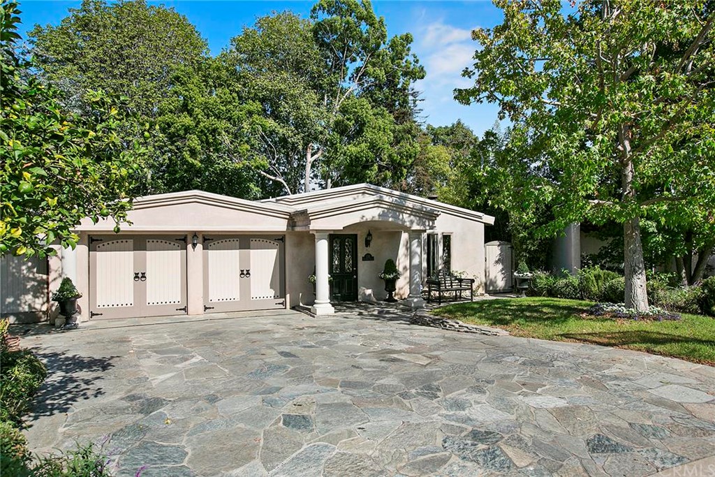 1603 Cliff Dr