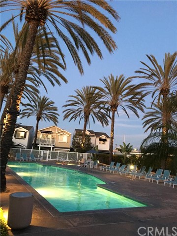 22 El Paseo Street