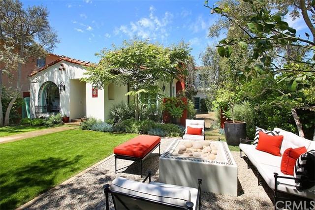 453 Santa Ana Ave