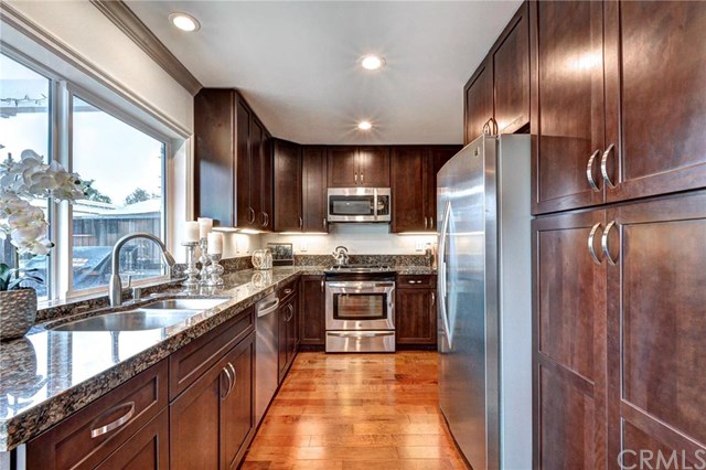 5012 Hampton Court, Westminster, CA 92683
