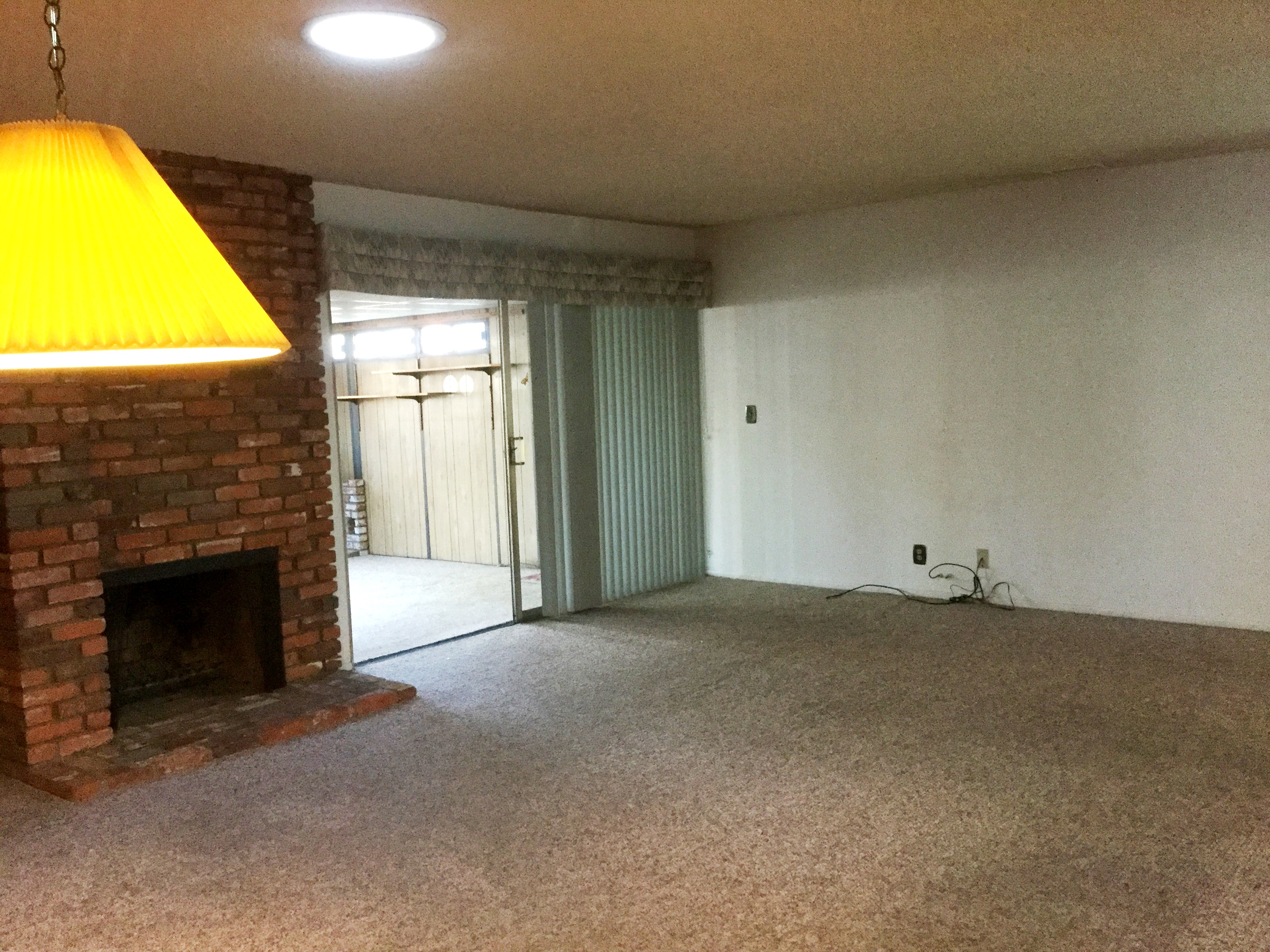 15490 Yorkshire St, Westminster, United States 92683