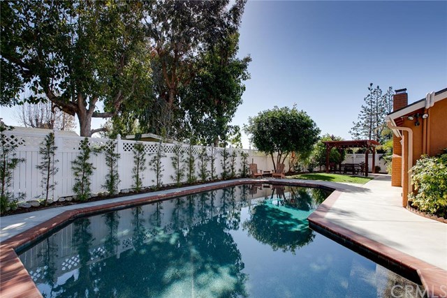 23602 Via Estella, Mission Viejo, CA 92691