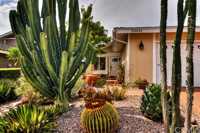 24651 Tabuenca, Mission Viejo, CA 92692