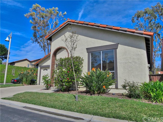 27884 Via Sarasate, Mission Viejo, CA 92692