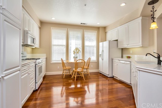 31 St Mays Road, Ladera Ranch, CA 92694