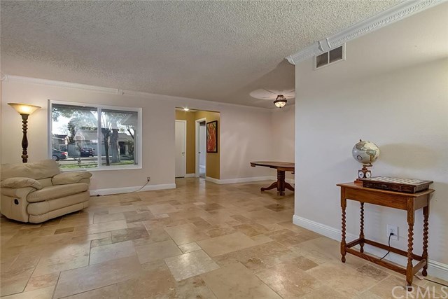 1633 East 15th Street, Santa Ana, CA 92701
