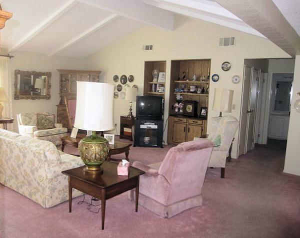 2604 View Lk ,CA, Santa Ana, 92701