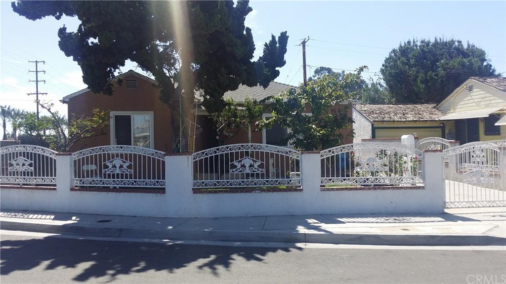 1312 West 7th Street, Santa Ana, CA 92703