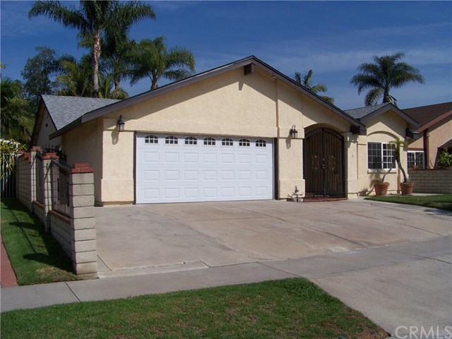 2509 West Carriage Drive, Santa Ana, CA 92704
