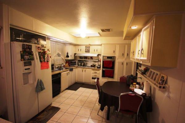 Stoneridge MHP 12300 Lilac, #301 Pebble DriveSanta Ana, CA 92704