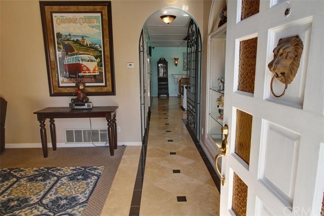 3221 South Manitoba Drive, Santa Ana, CA 92704