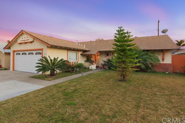 2918 West Willits Street, Santa Ana, CA 92704
