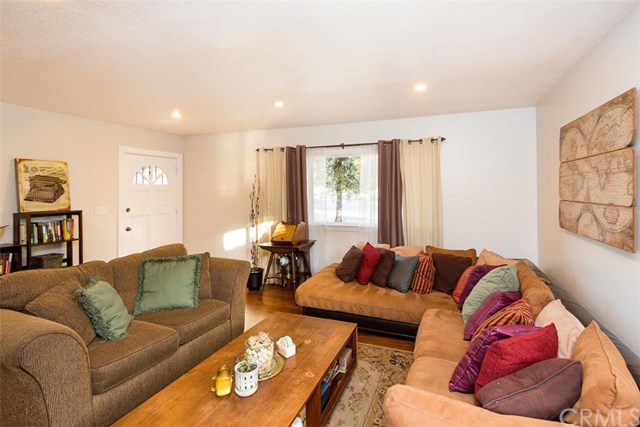 2102 South Greenville Street, Santa Ana, CA 92704