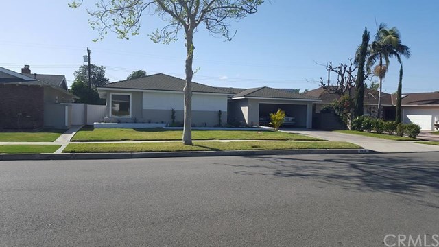 2630 Larchmont Avenue, Santa Ana, United States 92705