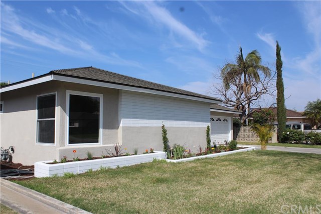 2630 Larchmont Avenue, Santa Ana, United States 92705