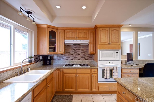 2046 Mirasol Street, Santa Ana, CA 92705