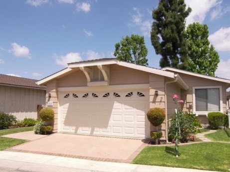 Lake Park Santa Ana North1525 Canyon LakeSanta Ana, CA 92705