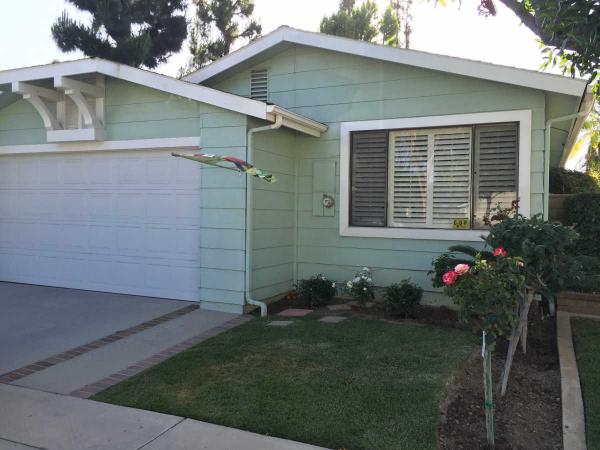 Lake Park Santa Ana North2536 View LakeSanta Ana, CA 92705