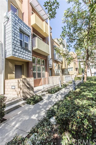 610 Jeanette Lane, Santa Ana, CA 92705