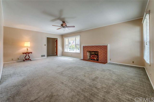 935 West 19th Street, Santa Ana, CA 92706