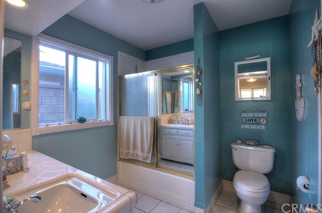 2119 North Greenbrier Street, Santa Ana, CA 92706