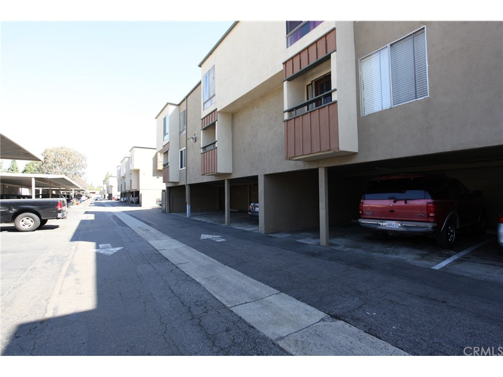 1001 W Stevens Avenue, Santa Ana, CA 92707