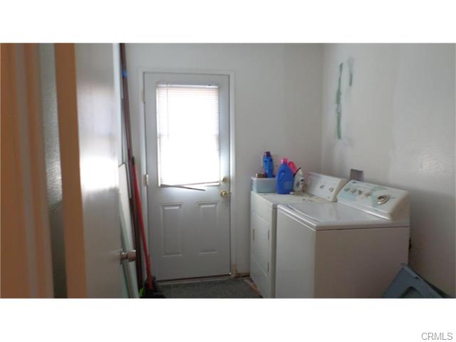 625 E Flora St, Santa Ana, United States 92707