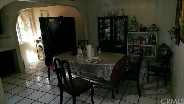 115 East Stanford Street, Santa Ana, CA 92707