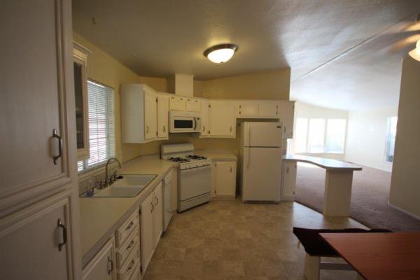 Fountain Valley Mobile Estates 122 Hornbeam Lane, 9320 Talbert AvenueFountain Valley, CA 92708