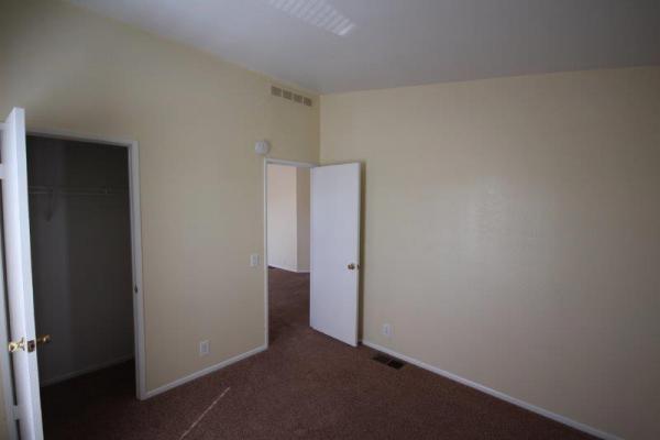Fountain Valley Mobile Estates 122 Hornbeam Lane, 9320 Talbert AvenueFountain Valley, CA 92708