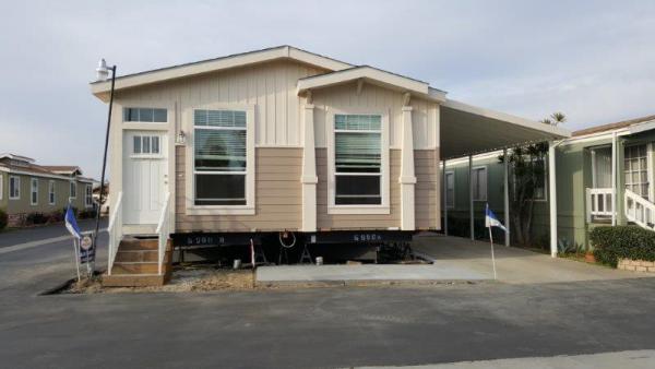 Fountain Valley Mobile Estates 9320 Talbert, 201A RoadRunnerFountain Valley, CA 92708