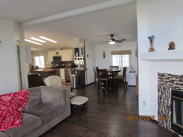 Fountain Valley Mobile Estates 104 Crow Ln.Fountain Valley, CA 92708