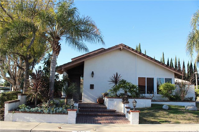 2202Cedar Ln, Tustin, United States 92780