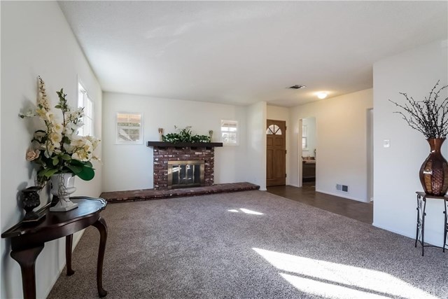 2042 South Ninth Street, Anaheim, CA 92802