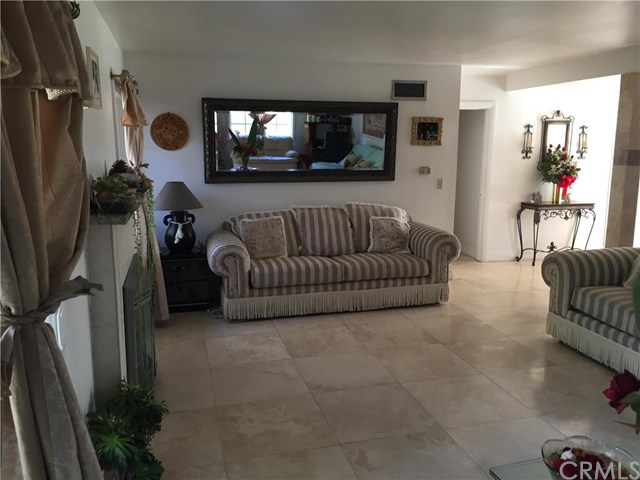 1677 W Palais Rd, Anaheim, United States 92802