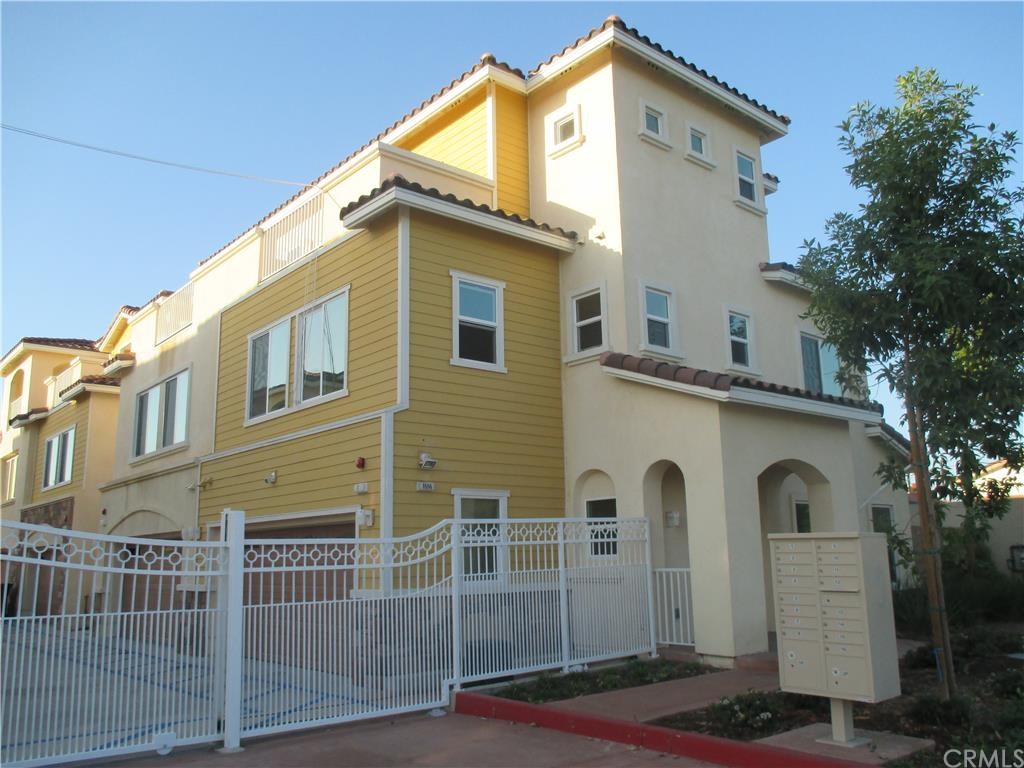 1556 West Katella Avenue, Anaheim, CA 92802