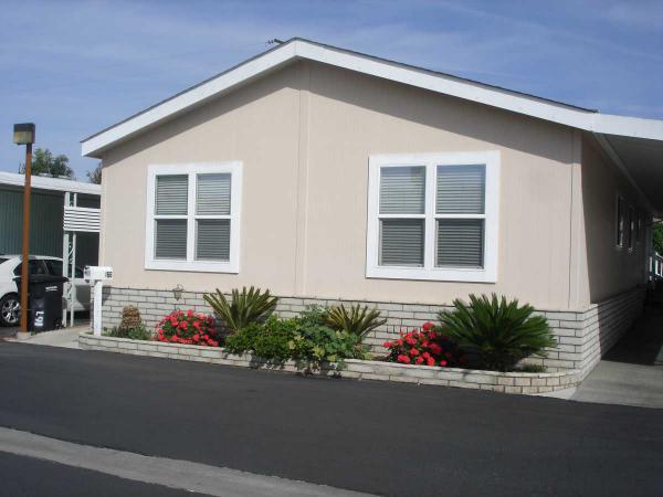 Anaheim Mobile Estates 3050 W. BALL RD # 166Anaheim, CA 92804