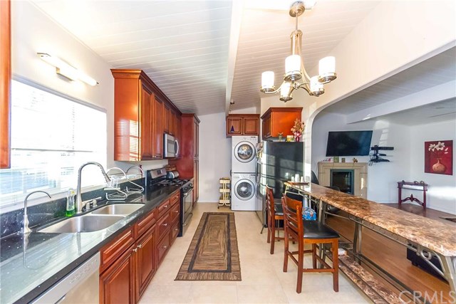 10012 Burgundy Place, Anaheim, CA 92804