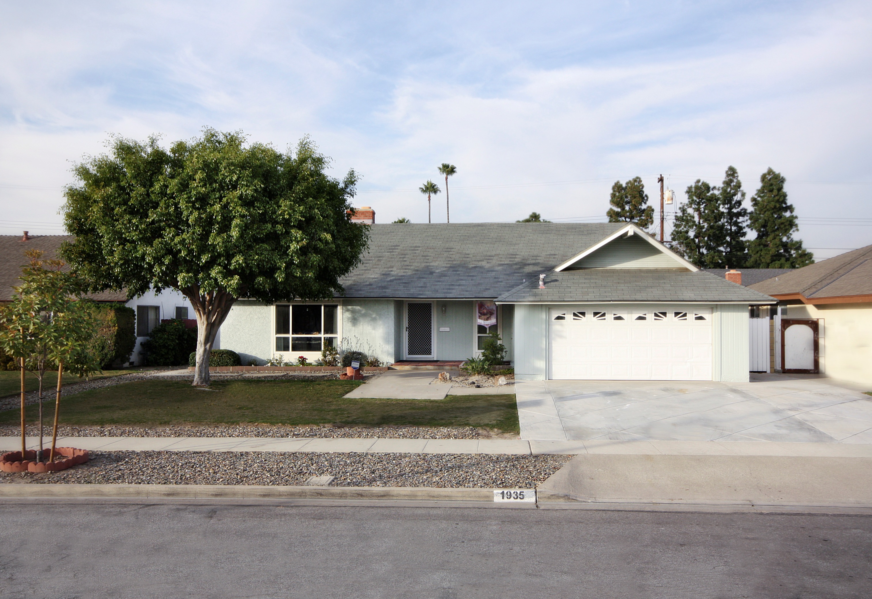 1935 W Chanticleer Rd, Anaheim, United States 92804