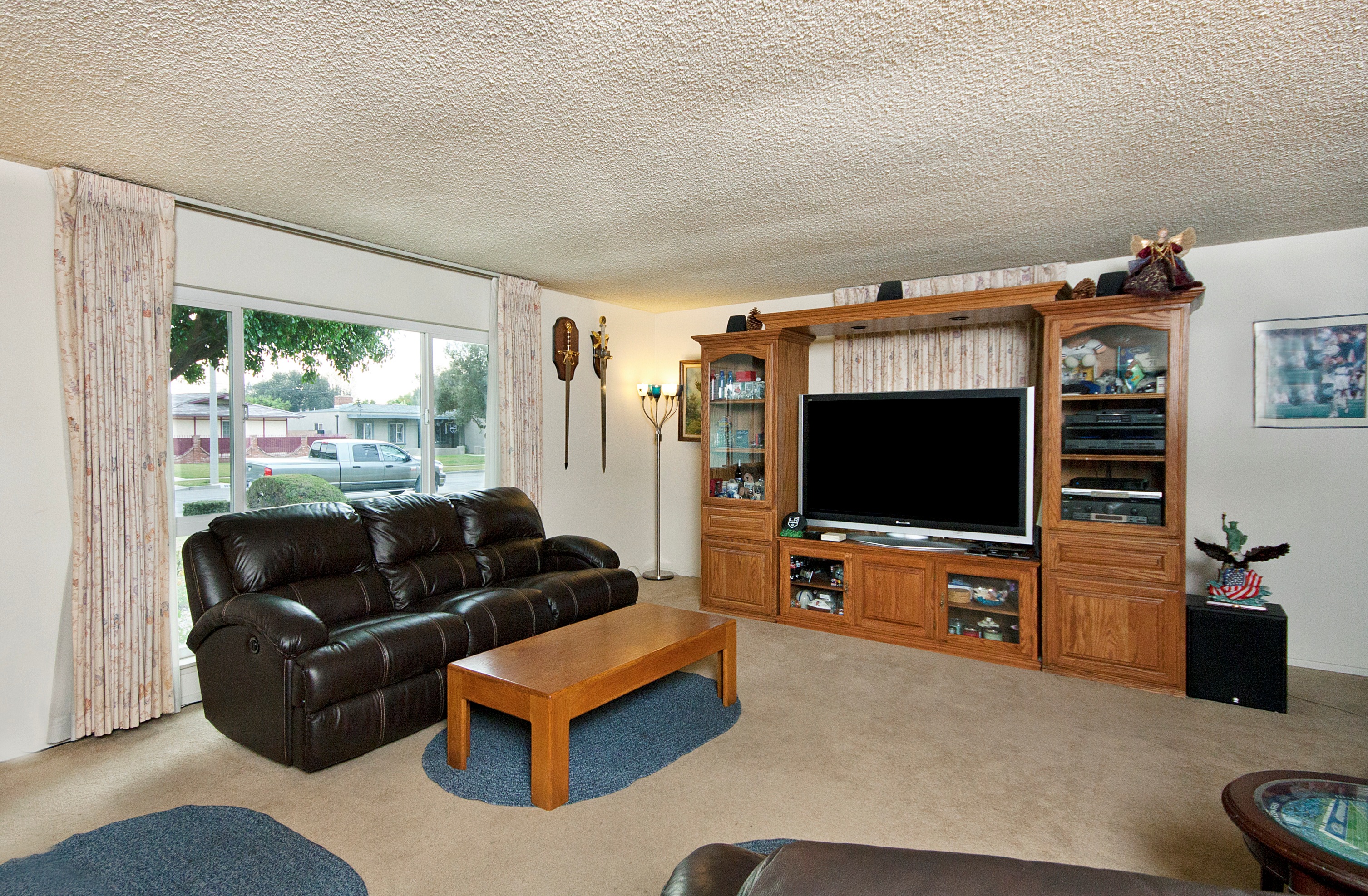 1935 W Chanticleer Rd, Anaheim, United States 92804