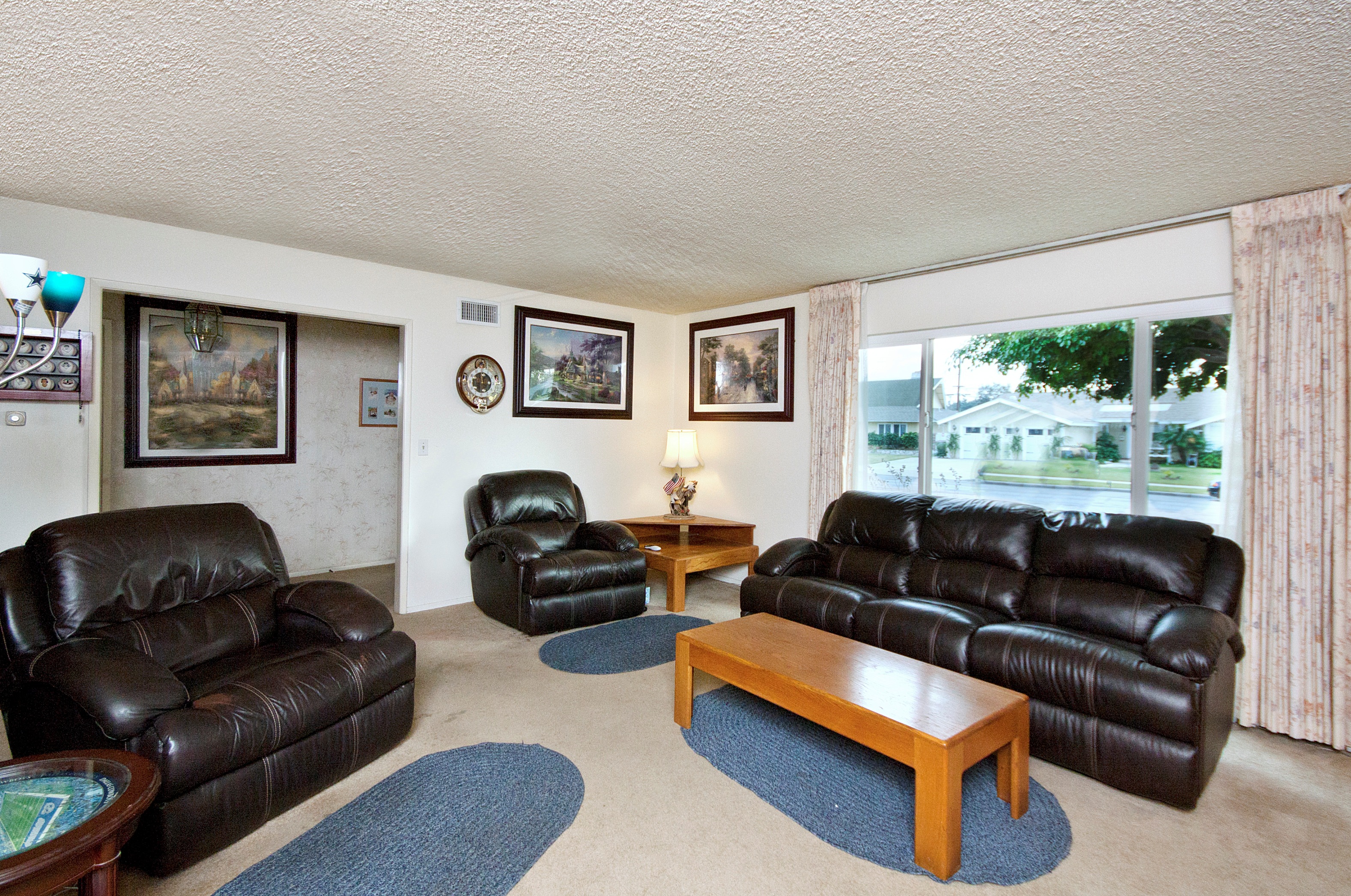1935 W Chanticleer Rd, Anaheim, United States 92804