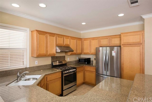 810 South Knott Avenue, Anaheim, CA 92804