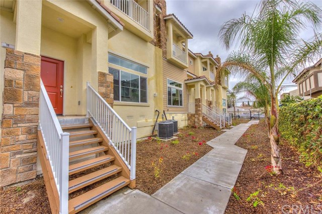 121 South Dale Avenue, Anaheim, CA 92804