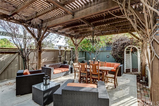198 North Vintage Lane, Anaheim, CA 92805