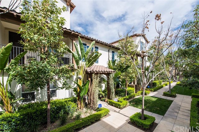 674 East Valencia Street, Anaheim, CA 92805