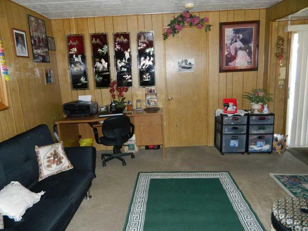 Anaheim Royal MHP 1250 N State CollegeAnaheim, CA 92806