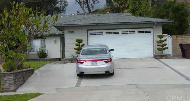 1925 North Cloud Crest Circle, Anaheim, CA 92807
